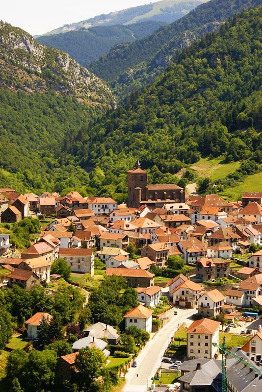 Pension Txiki Isaba Bagian luar foto