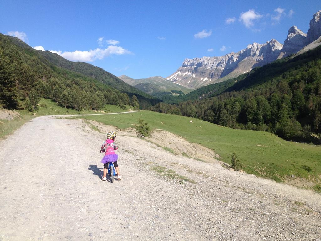 Pension Txiki Isaba Bagian luar foto